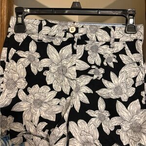 Crown & Ivy Black and White Floral Kids Shorts